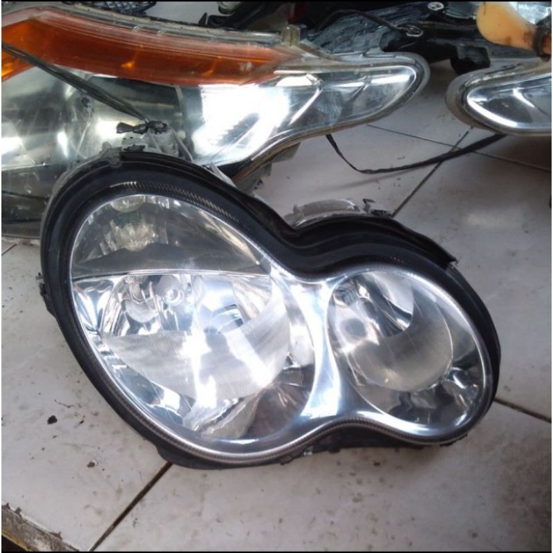 Headlamp Mercedes Benz C-Class W203