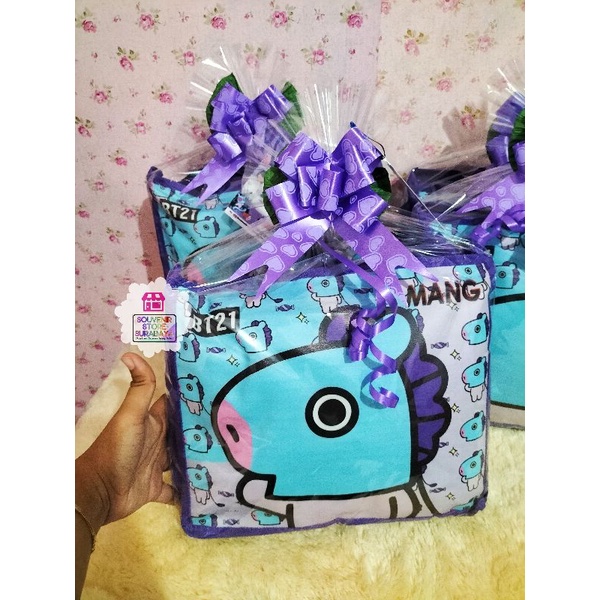 Souvenir Ulang Tahun BT21 / Tas BT21 / Paket Ultah Anak / Bingkisan Tas + Snack / Souvenir Snack Khusus Edisi BT21 / Tas Jinjing BT21