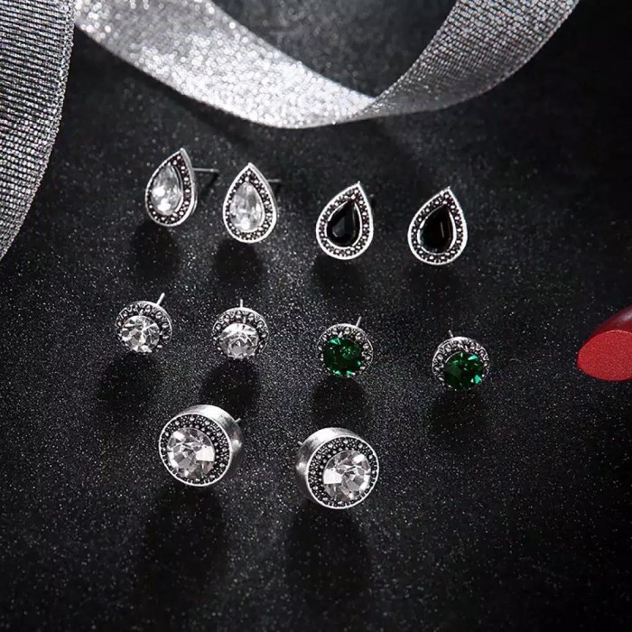 Anting Wanita Cantik Model Water Drop Kristal 1 Set isi 5 pasang