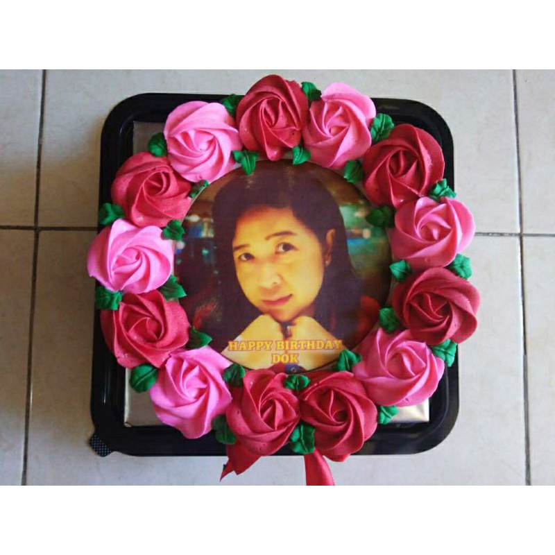 

PROMO !!! ICE CREAM TART, Model Edible (foto) Tart, 20 cm, Tart Dalamnya 100% Ice Cream Tanpa Kue