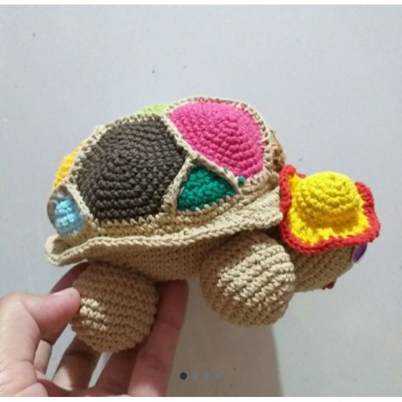 boneka rajut kura kura
