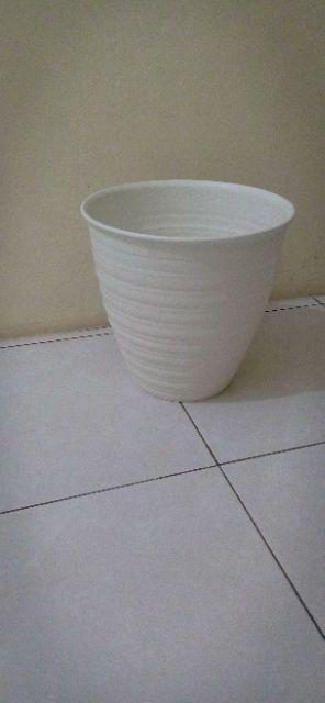 Pot Bunga Tawon Putih Tinggi(pirus) 30cm +tatakan Putih Original