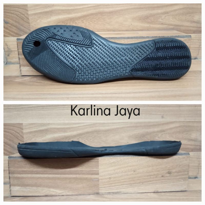 Sole karet sepatu futsal