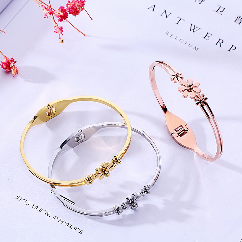 SALE Gelang Bracelet Wanita Titanium Korea Trend Masa Kini Cocok Hadiah GK114 Bunga