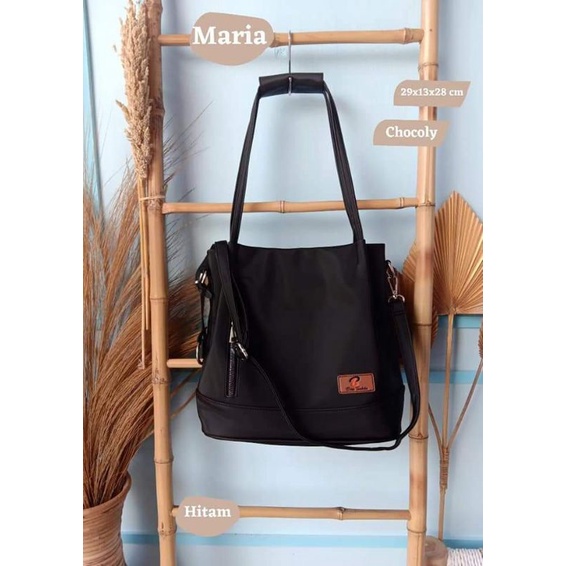 Maria dari Biru Tsabita