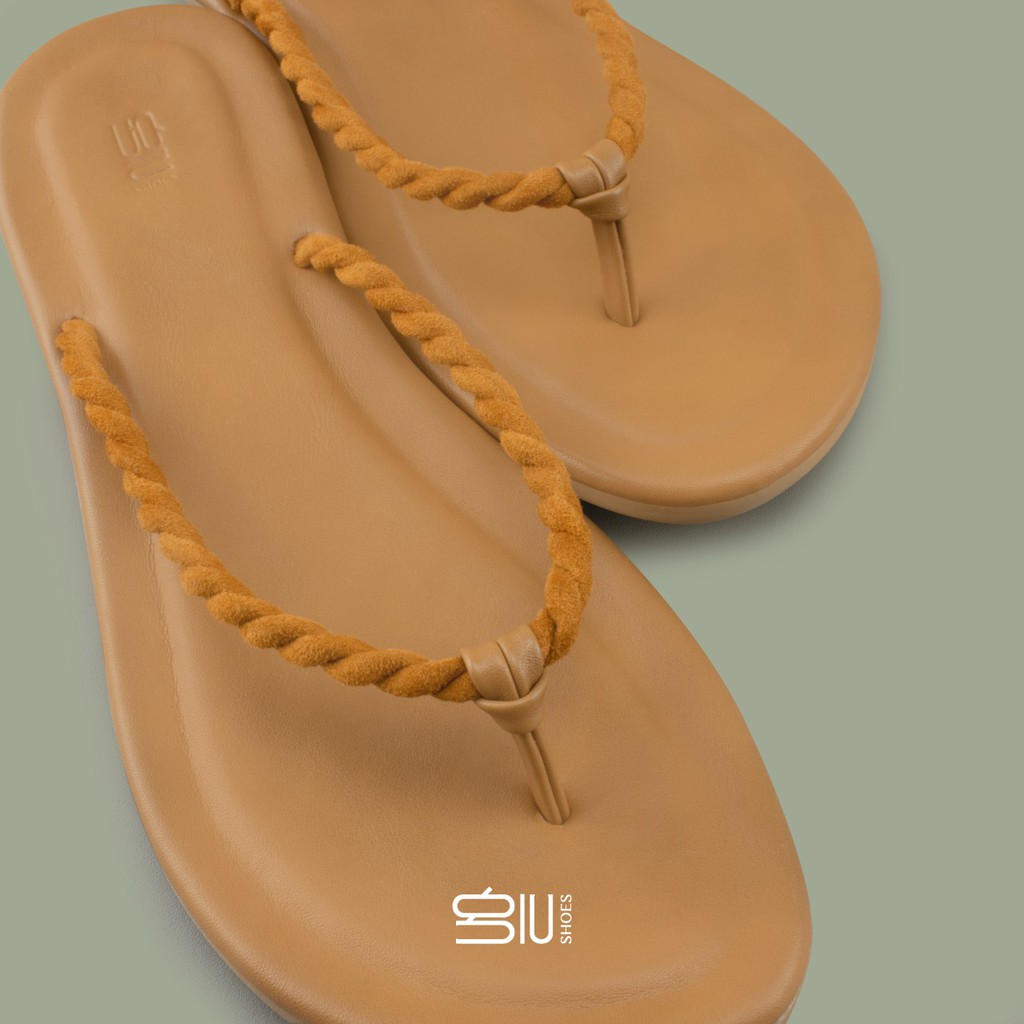 GIU Shoes - Akana in Tan