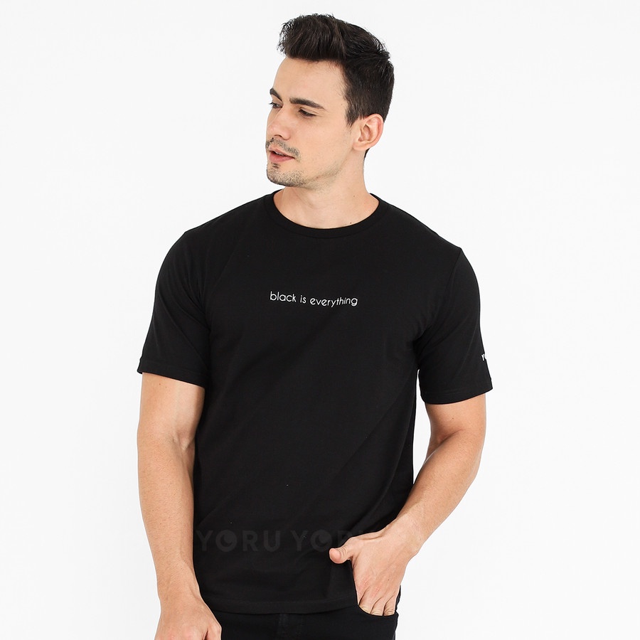 Yoru Vse - Kaos Typography Lengan Pendek Hitam by Yoru