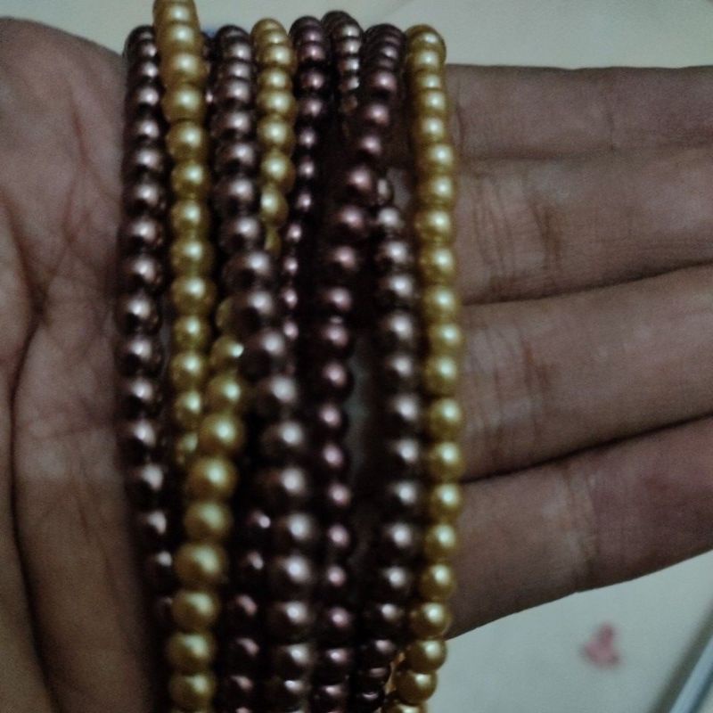 

1 Untai Mutiara Sintetis 4 mm Coklat WP Craft Store