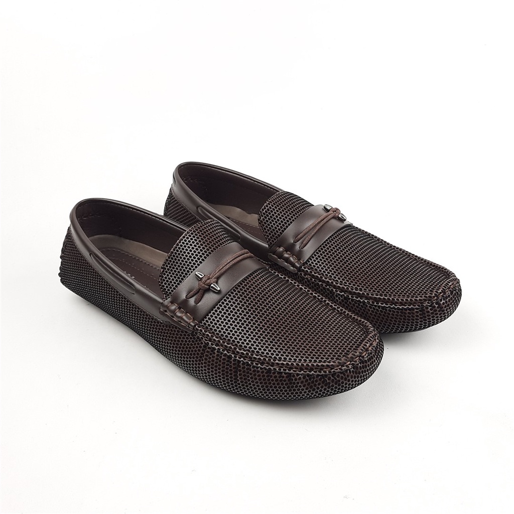 Sepatu slip on casual pria By Walk CMS.29 39-43