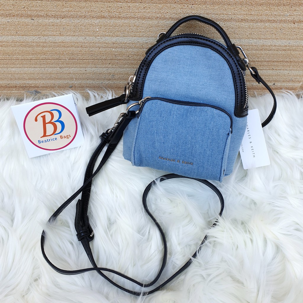Tas charles and keith mini ransel slempang blue