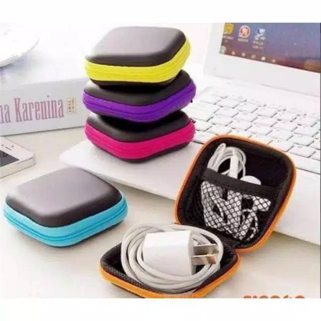 Dompet headset, earphones