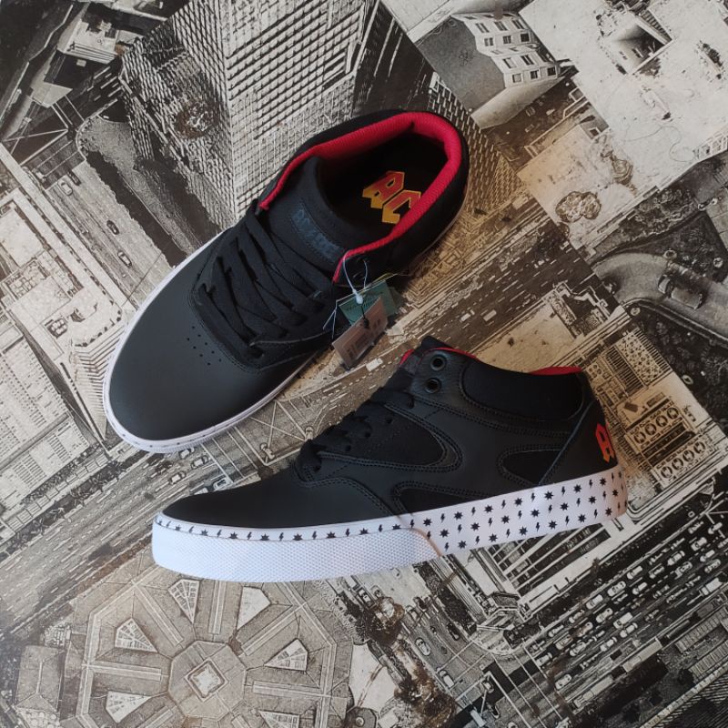 Sepatu DC shoes kalis vulc mid x acdc