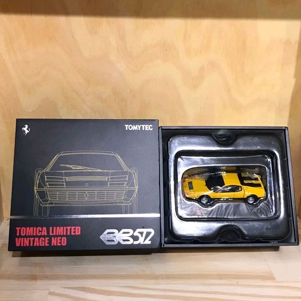 TOMICA LIMITED VINTAGE TLV FERRARI 512BB YELLOW