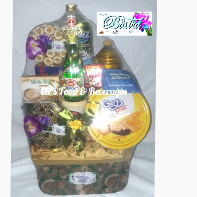 Parcel Lebaran/parcel makanan/ parcel natal/ parcel custom/ hampers