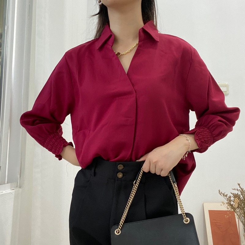 BEFAST - ZRX OOTD Blouse Wanita AYUDIA / KARA V-Neck Blouse with Collar / Blouse Kerah Collar / Pakaian Wanita Casual / Blouse Polos / Fashion Wanita Kerja / Blouse Kerah V / Terbaru 2022 / Blouse Lengan Panjang Karet