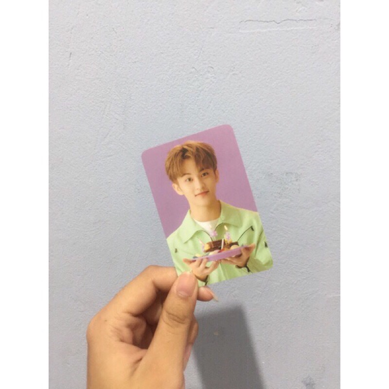 Mark lee season greeting photocard