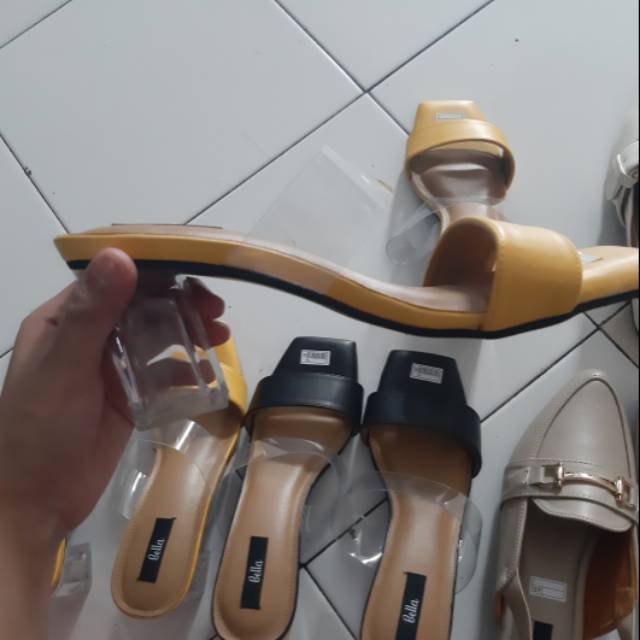 Heels Kaca Kuning