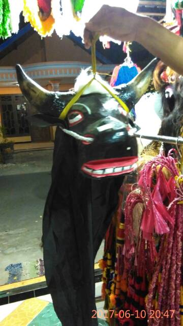 Mainan Barongan Banteng Bantengan sapi topeng ganongan topeng bujang jaranan