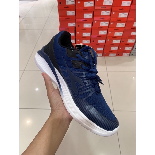 Diadora Entra Navy sportStation sneaker pria