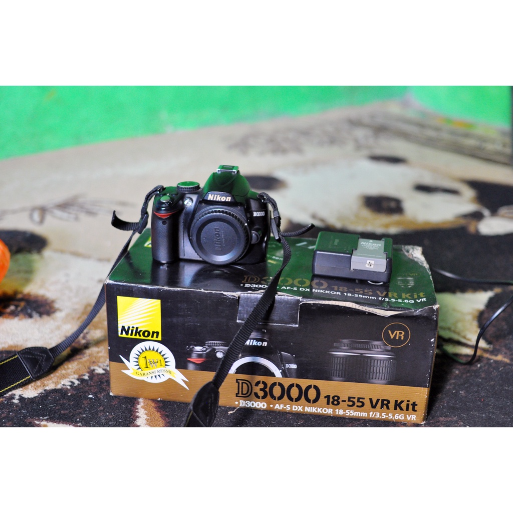 dslr nikon d3000 sekond/bekas Body Only
