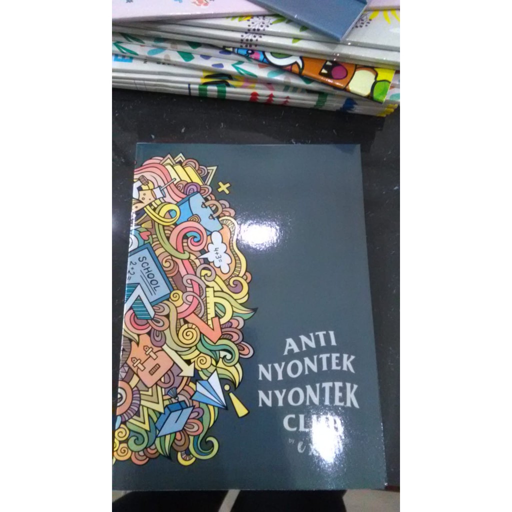 BUKU TULIS BOXY LOCOMOTIF 42 LEMBAR CAMPUS WARNA MOTIF BERGARIS LUSIN ECER GROSIR EXPO NOTEBOOK-Anti Nyontek Club
