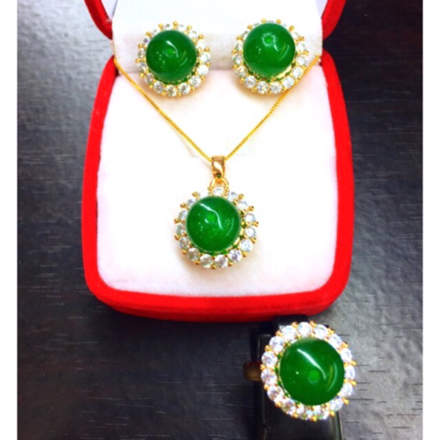 Set kalung giok baru  Palting emas xuping 18k ,permata giok asli +zircon putih  asli