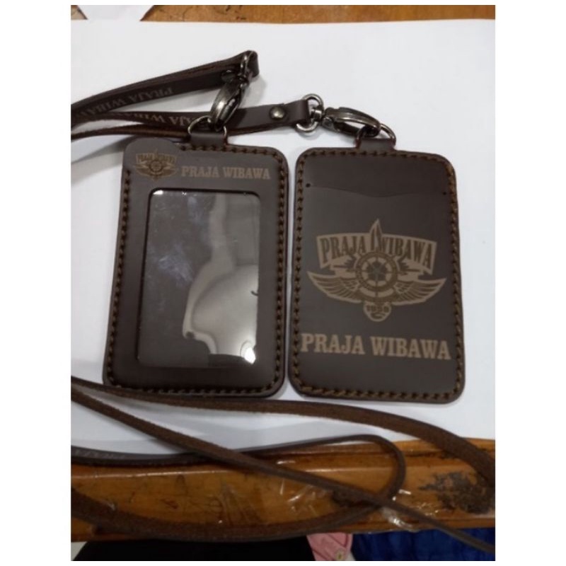 

Nametag Id Card Holder POL PP coklat tua