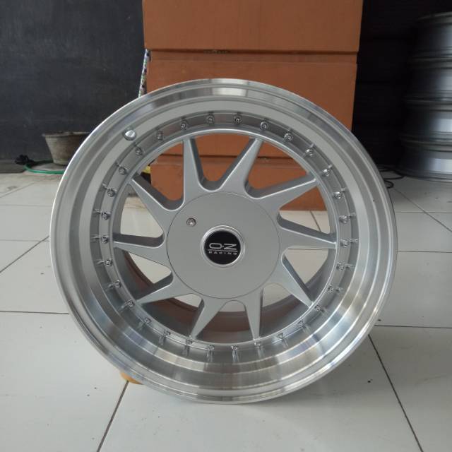 Velg Oz Racing Turbo R16 Velg Racing Mobil Oz Racing Turbo Ring 16 Shopee Indonesia