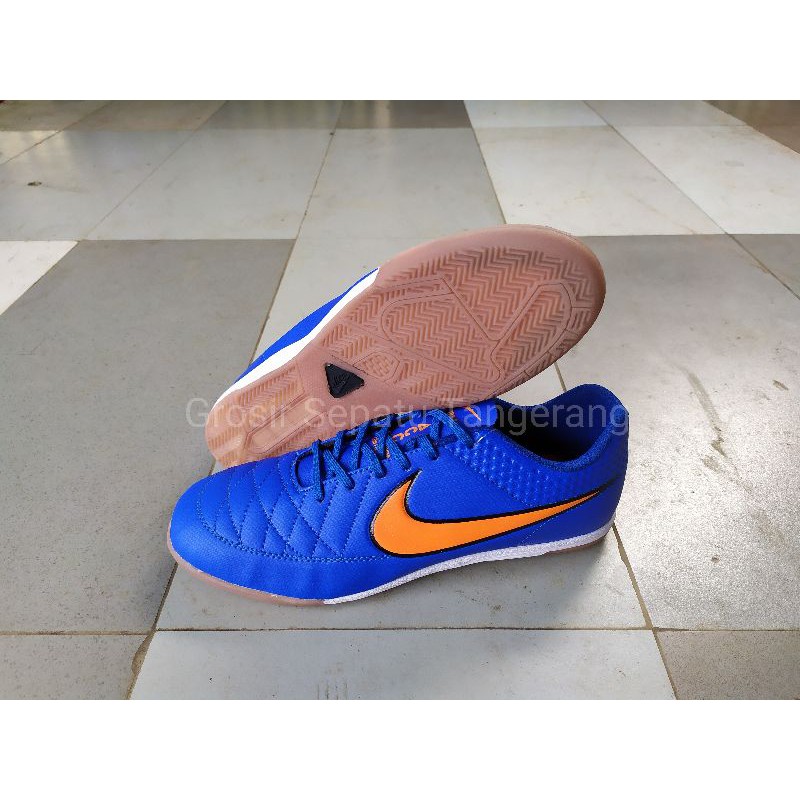 Viral  Sepatu Futsal Ukuran Jumbo Big Size 44-45-46-47 Komponen Termurah