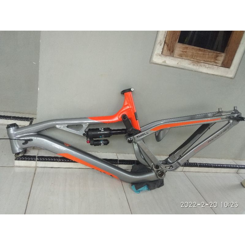 Frame Thrill ricochet expert t140
