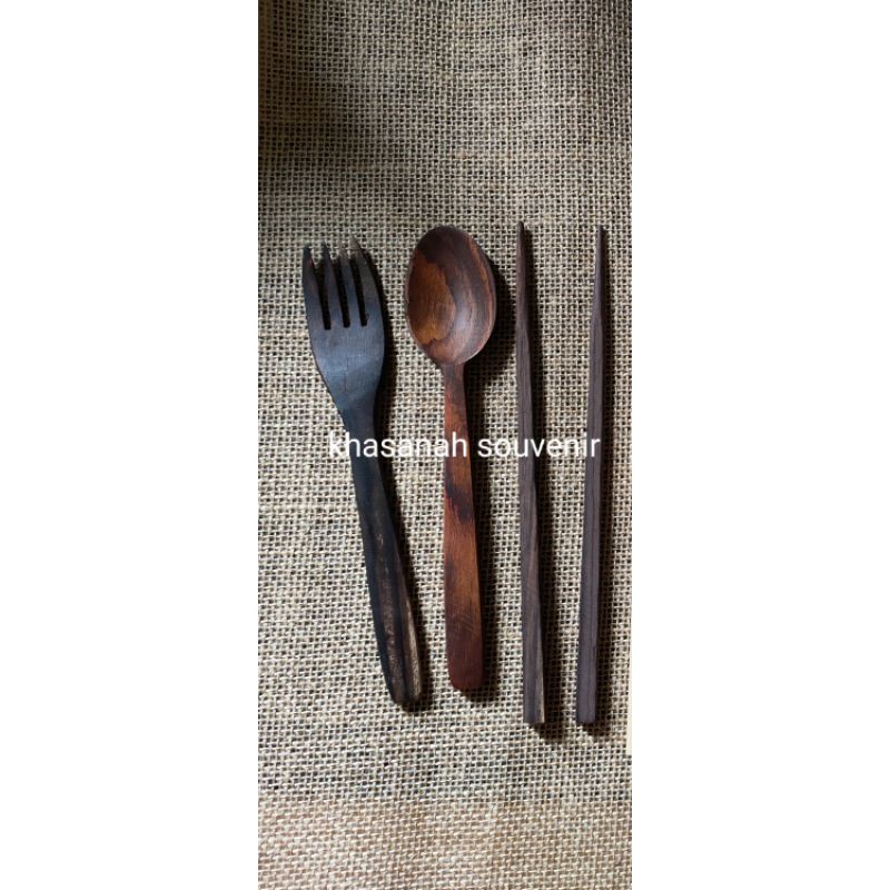 set alat makan kayu set sendok garpu sumpit kayu