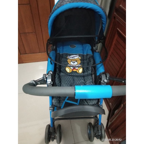 Preloved stroller pliko grande