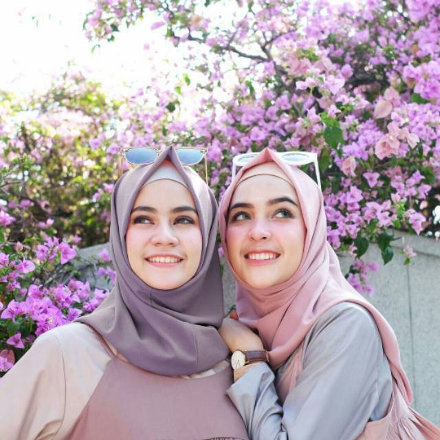  Jilbab  Instan  SALWA Bubblecrapt 90CM Shopee Indonesia