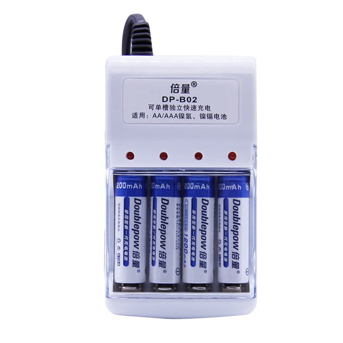 Charger Baterai AA AAA 4 Slot + 4 Baterai AA 1200 mah