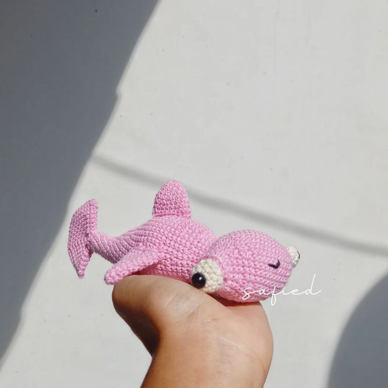 Amigurumi - Boneka Rajut Hiu Martil (Boneka Rajut / Crochet Doll)