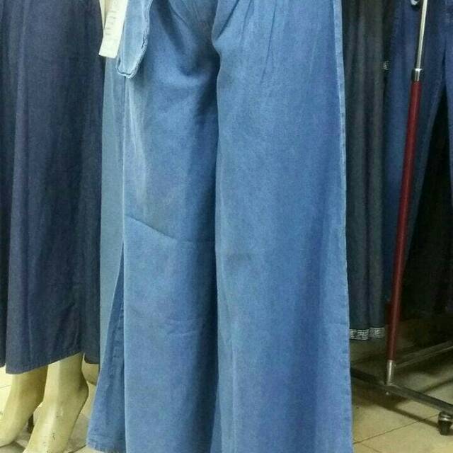 Celana jeans kulot biru