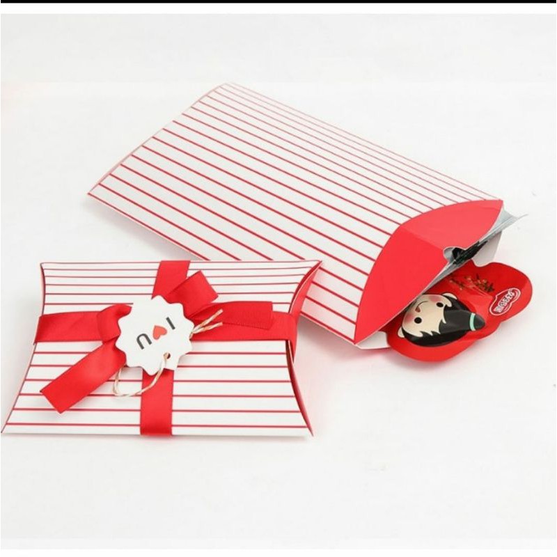 

KOTAK BANTAL BOX SOUVENIR KOTAK HADIAH KOTAK KADO KOTAK VALENTINE IMLEK KOTAK NATAL COKLAT PERMEN