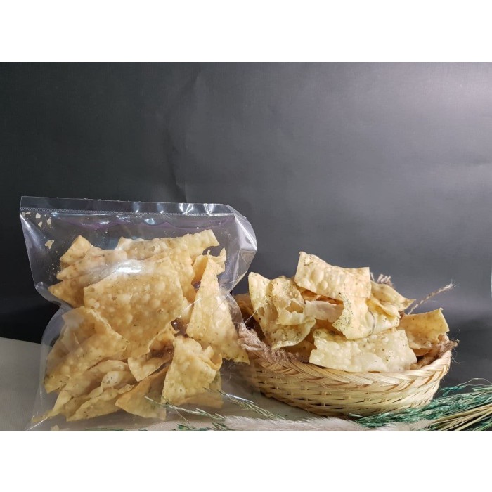 

Pangsit Bawang - Cemilan Jadul Renyah Aroma Bawang - Karasa