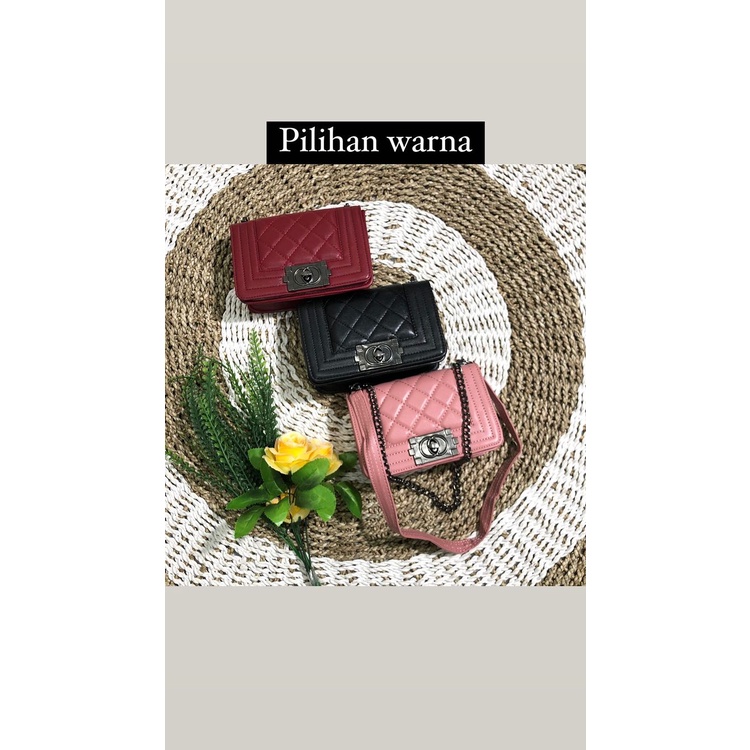 Tas Slingbag Mini Chanel BN / Tas Kecil / Tas simple / Tas Terbaru / Tas Kekinian