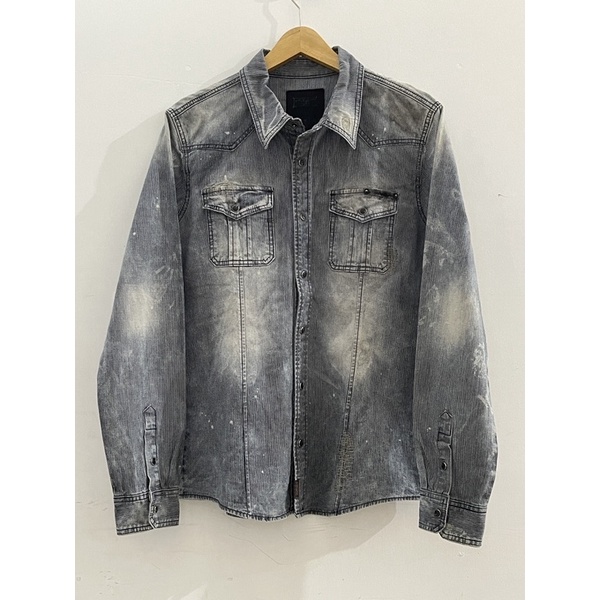 Kemeja Denim Buckaroo