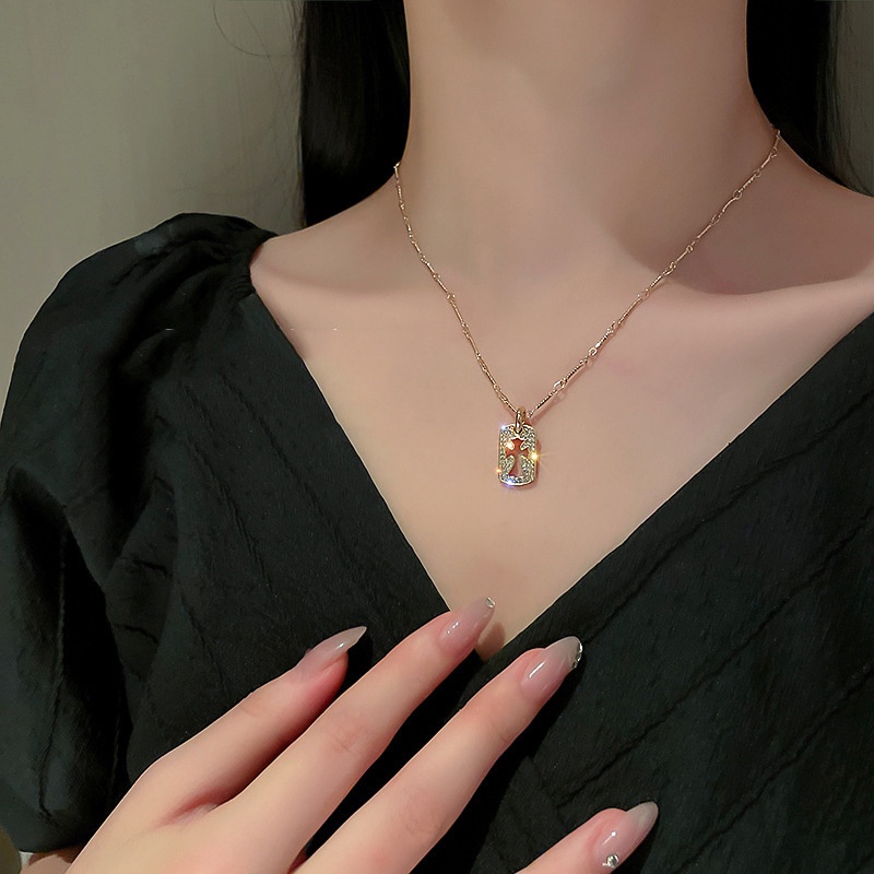 Gaya Korea sederhana kalung gaya dingin elegan mutiara liontin kalung kalung pribadi berkilau kalung