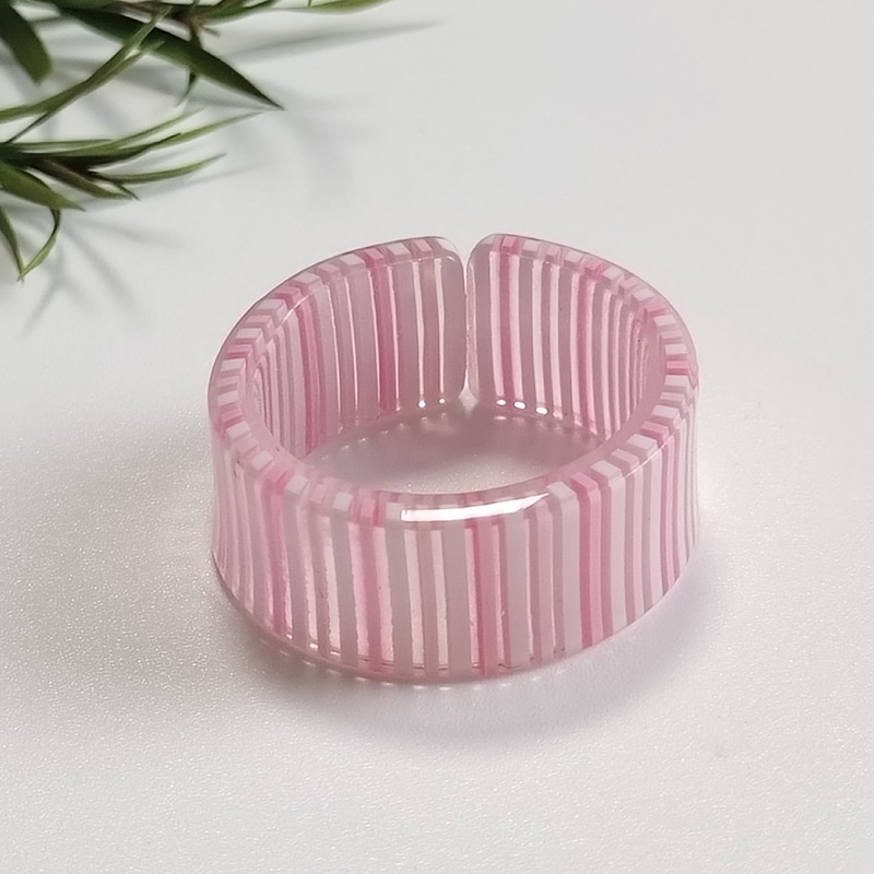 Cincin Model Terbuka Bahan resin Akrilik Motif Terang Untuk Musim Panas