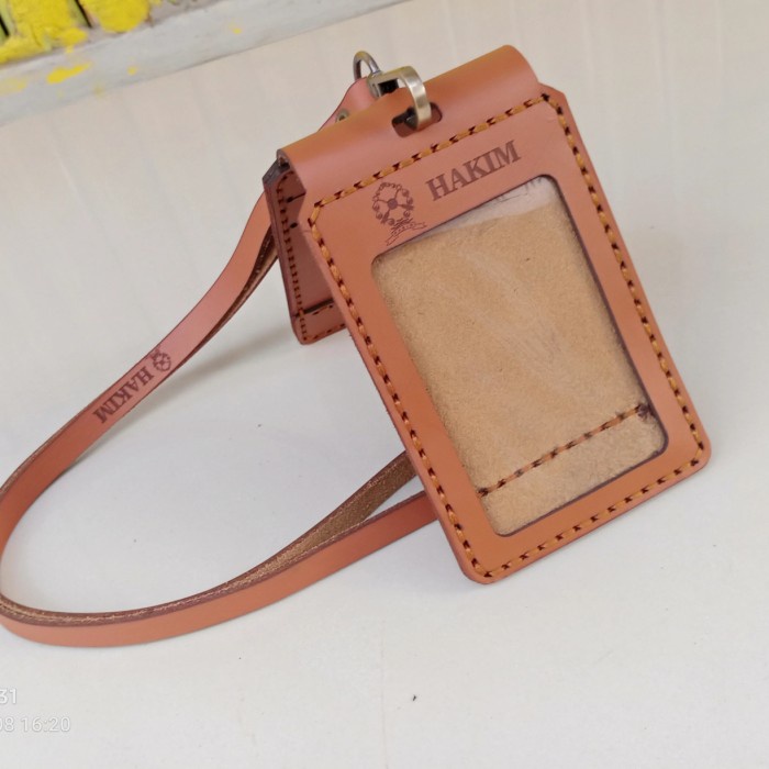 

Promo Tali Gantungan Name Tag Id Card Kulit Logo Hakim Bergaransi