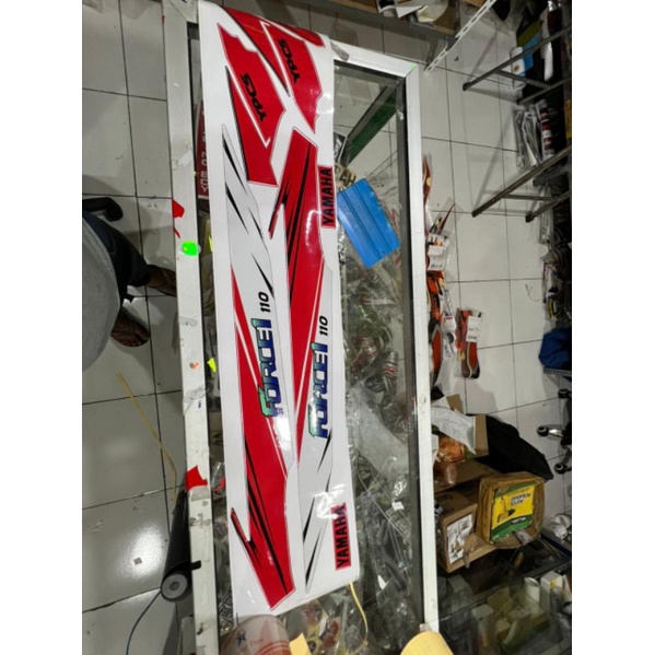 STRIPING FORCE 1 VARIASI 1992 1994