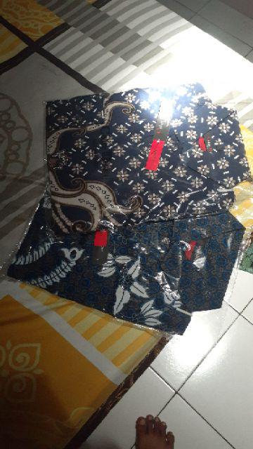 Kemeja Batik Pria Slim Fit Lengan Panjang Colindion Cbl1104