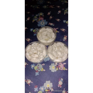 

KUE PUTRI SALJU 250Gram