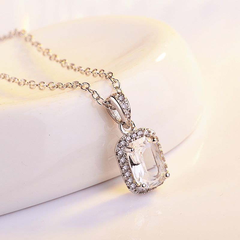 [Ready Stock]Fashion Square Princess Diamond Pendant Color Gemstone Necklace