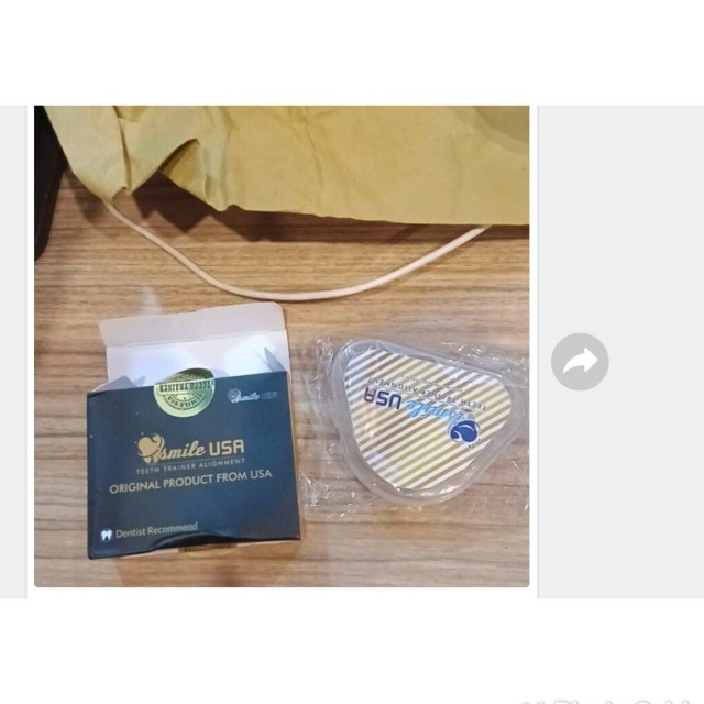 Ismileusa Perapih Gigi Transparan / Biru