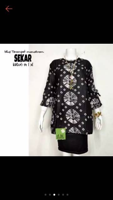 Blus terompet syakila sekar monochrome