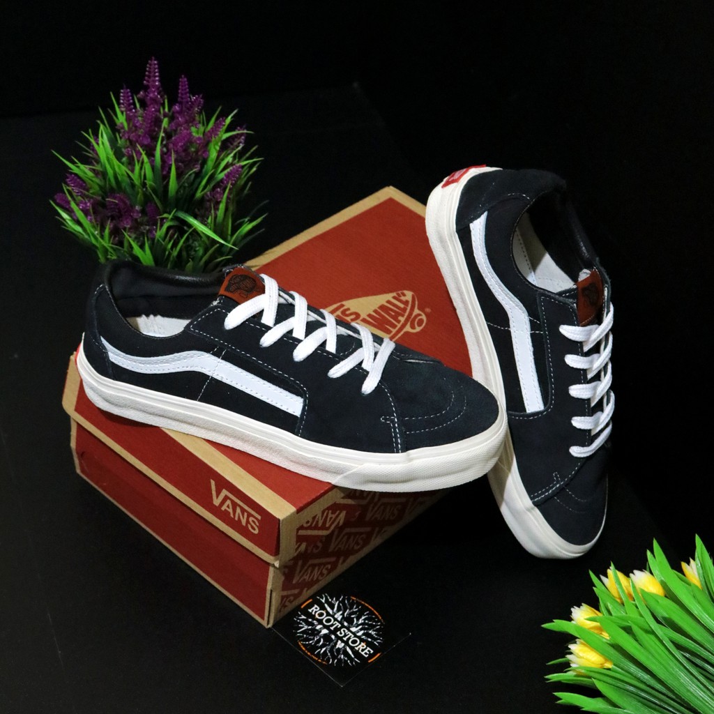 VANS SK8 LOW OG BLACK WHITE